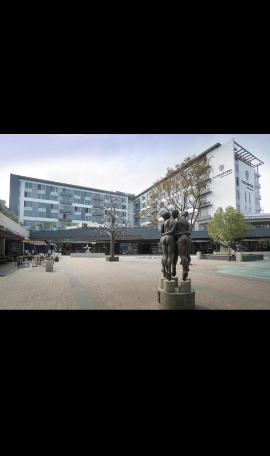 Apartment The Comfort Airb&b - Floor Luxury 1 Bedroom With Views *